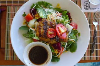 Pantrepant salad at Goldeneye